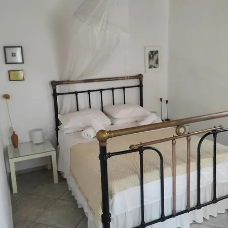 Trouli House Stalos