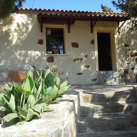 Holiday home Trouli House *