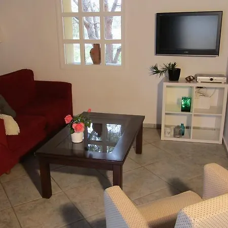 Trouli House Stalos